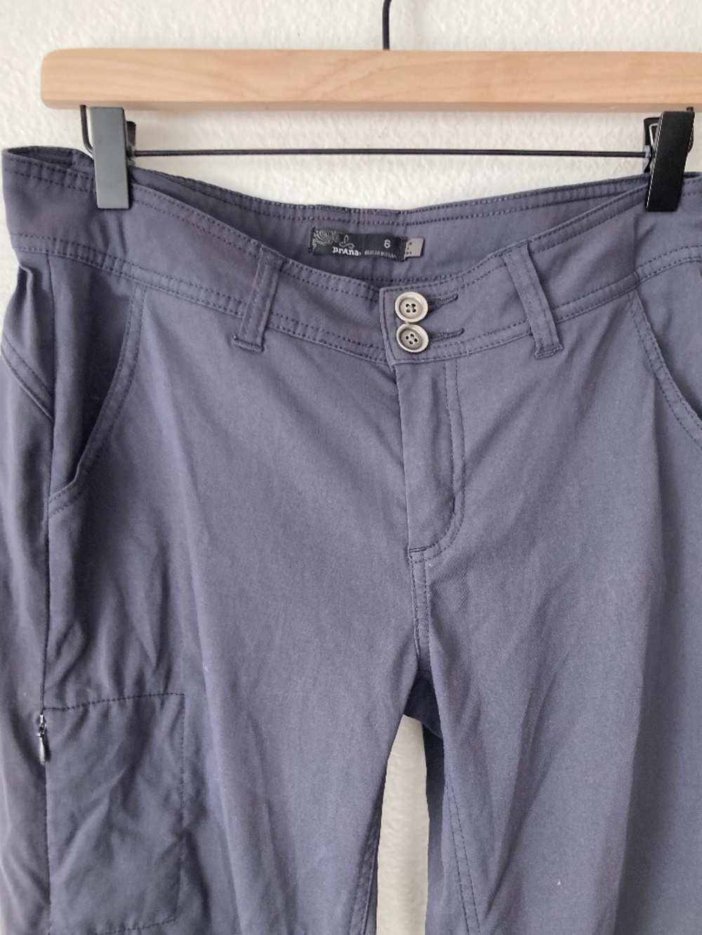 prAna Gray Halle Outdoor Hiking Roll Up Cargo Pants Womens 6 Gorpcore - Picture 2 of 8